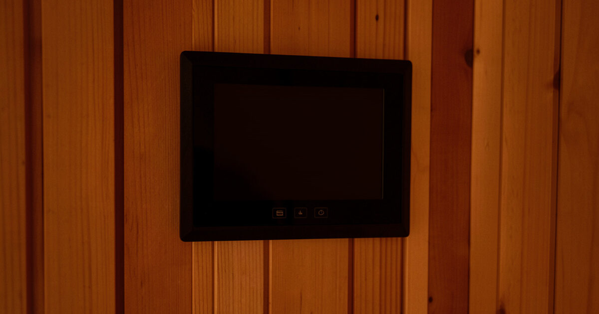 Dark unlit infrared sauna control panel that will not turn on